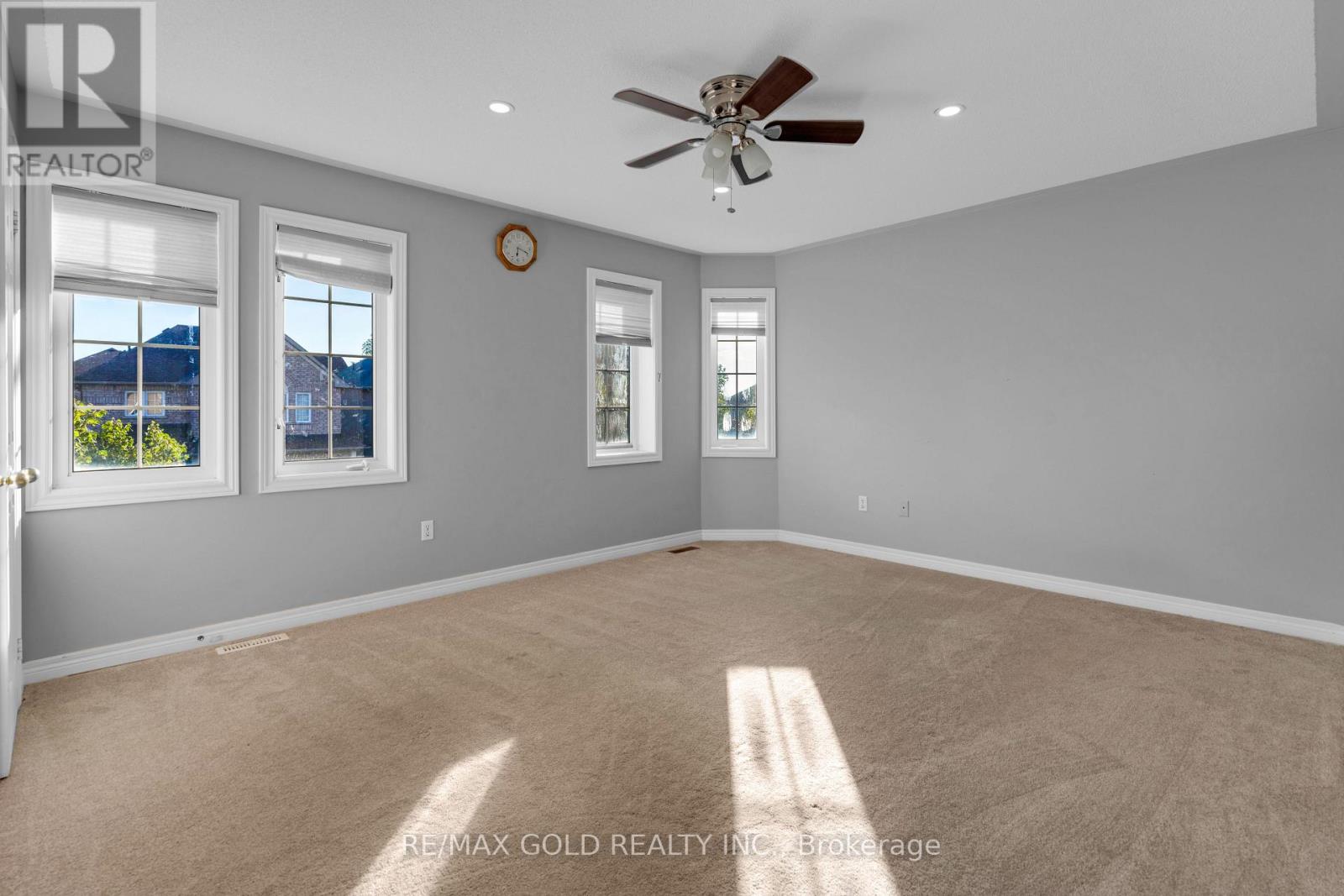 41 Fallstar Crescent, Brampton, Ontario  L7A 2J6 - Photo 21 - W12374336