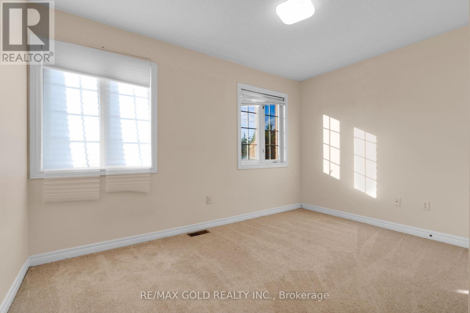 41 Fallstar Crescent, Brampton, Ontario  L7A 2J6 - Photo 24 - W12374336