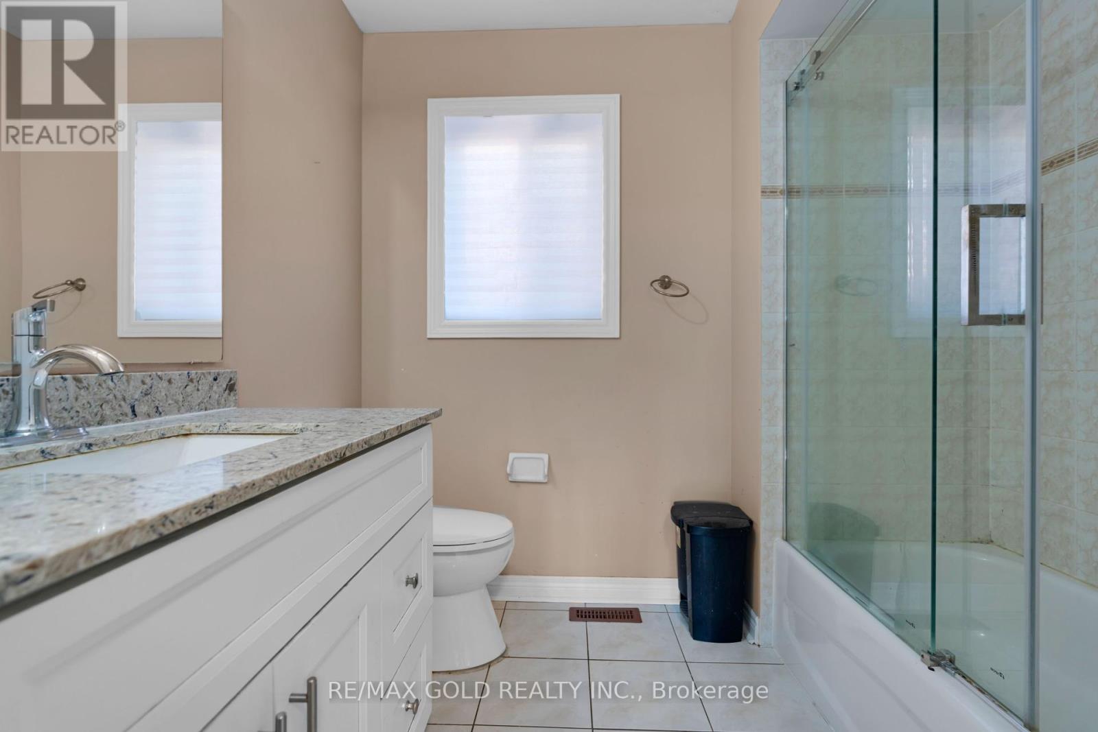 41 Fallstar Crescent, Brampton, Ontario  L7A 2J6 - Photo 31 - W12374336