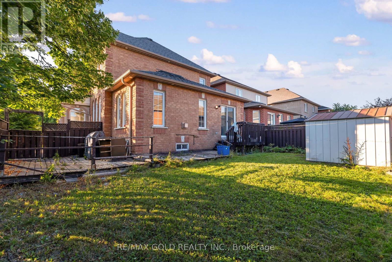 41 Fallstar Crescent, Brampton, Ontario  L7A 2J6 - Photo 38 - W12374336