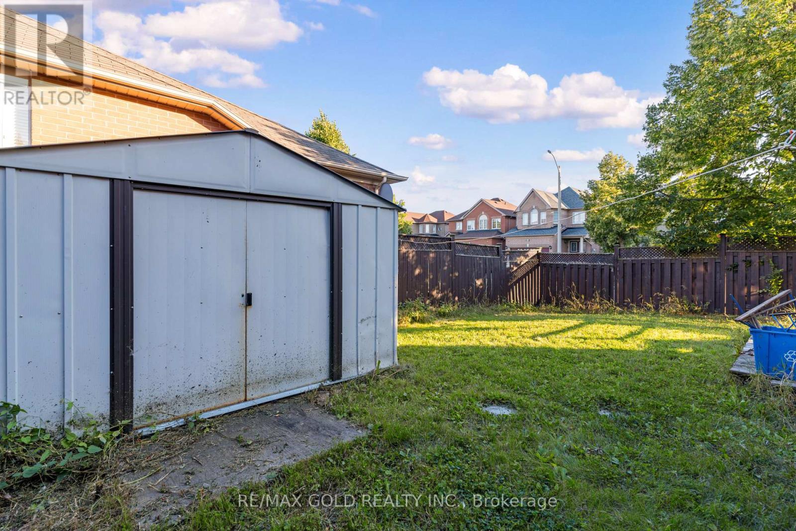 41 Fallstar Crescent, Brampton, Ontario  L7A 2J6 - Photo 40 - W12374336