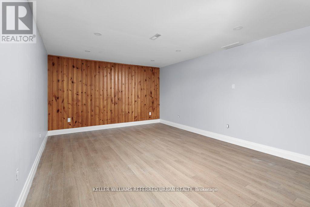 52 Masseygrove Crescent, Toronto, Ontario  M9V 3C9 - Photo 29 - W12374342