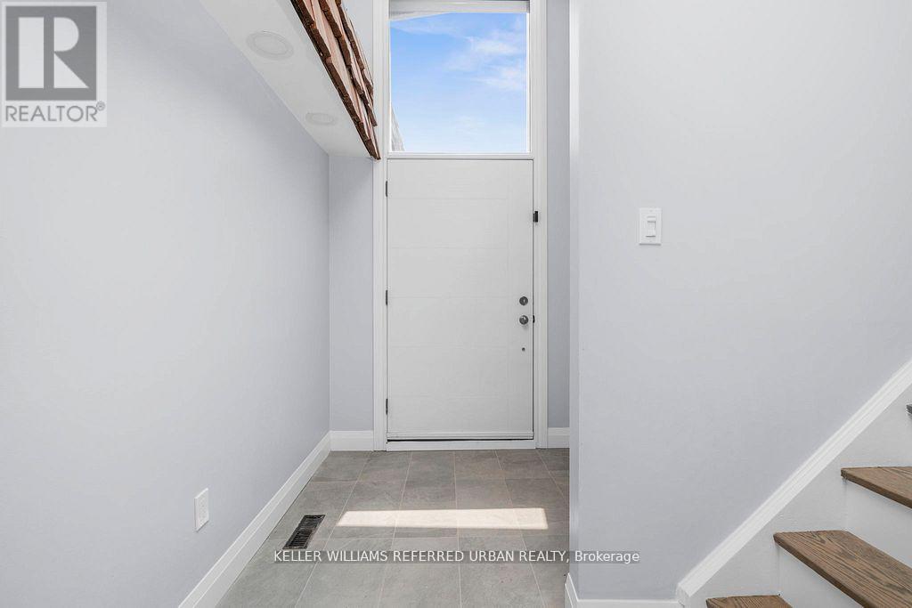 52 Masseygrove Crescent, Toronto, Ontario  M9V 3C9 - Photo 6 - W12374342