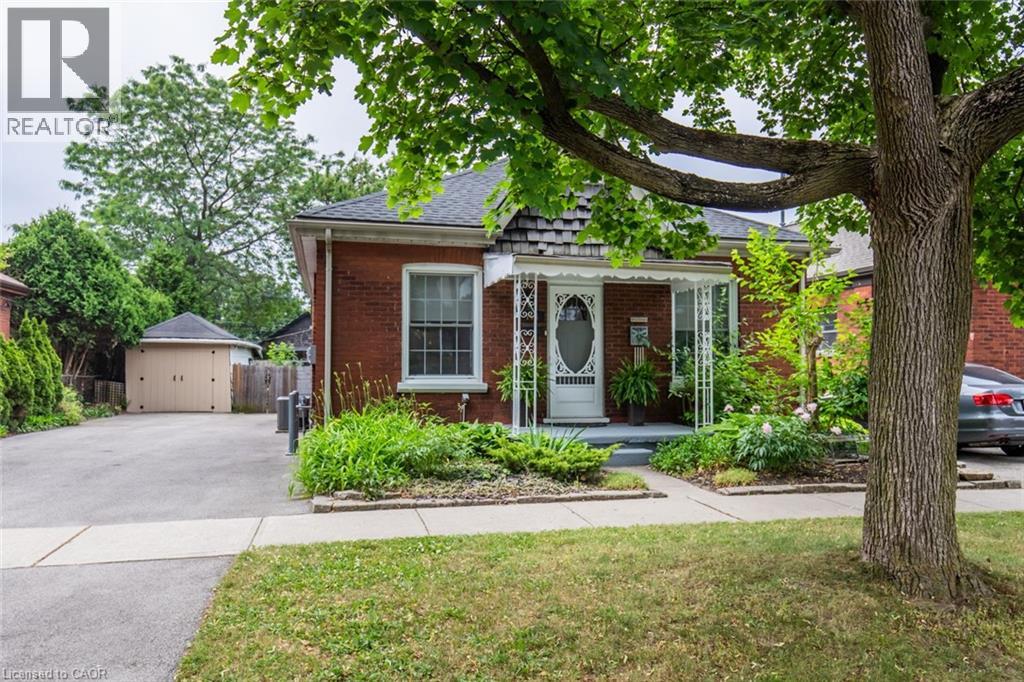 163 Campbell Street, Brantford, Ontario  N3S 5B4 - Photo 2 - 40763890