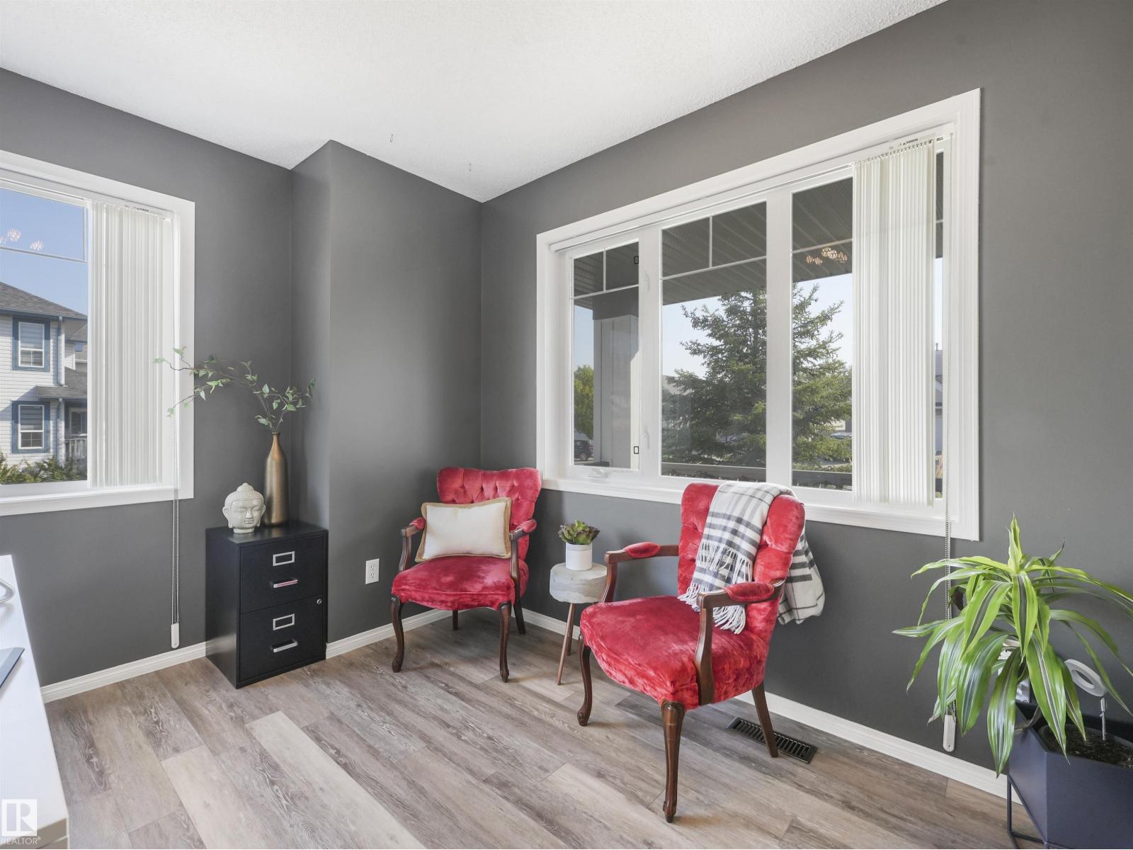 504 Byrne Cr Sw, Edmonton, Alberta  T6W 1E2 - Photo 8 - E4455639