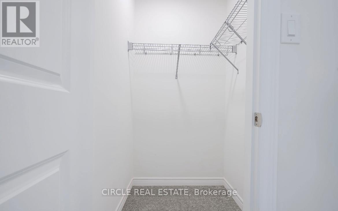 38 Reid Avenue, Hamilton, Ontario  L8H 0B5 - Photo 15 - X12374257