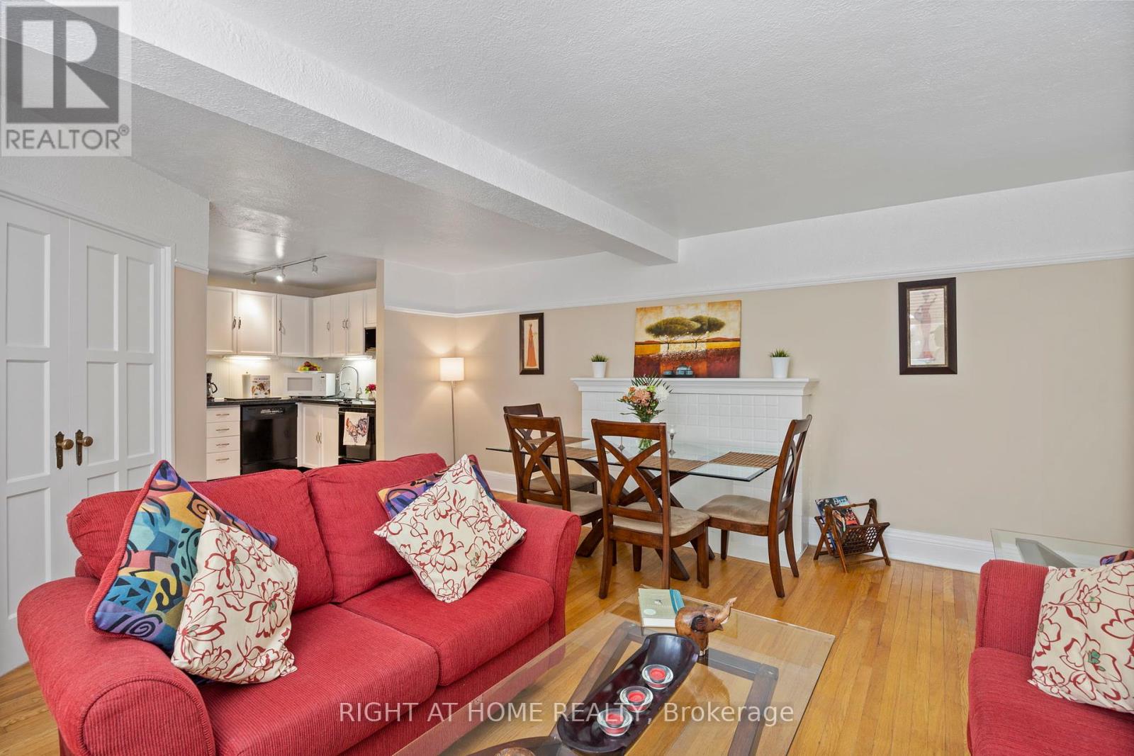 108 - 100 Oriole Parkway, Toronto, Ontario  M5P 2G8 - Photo 10 - C12374496