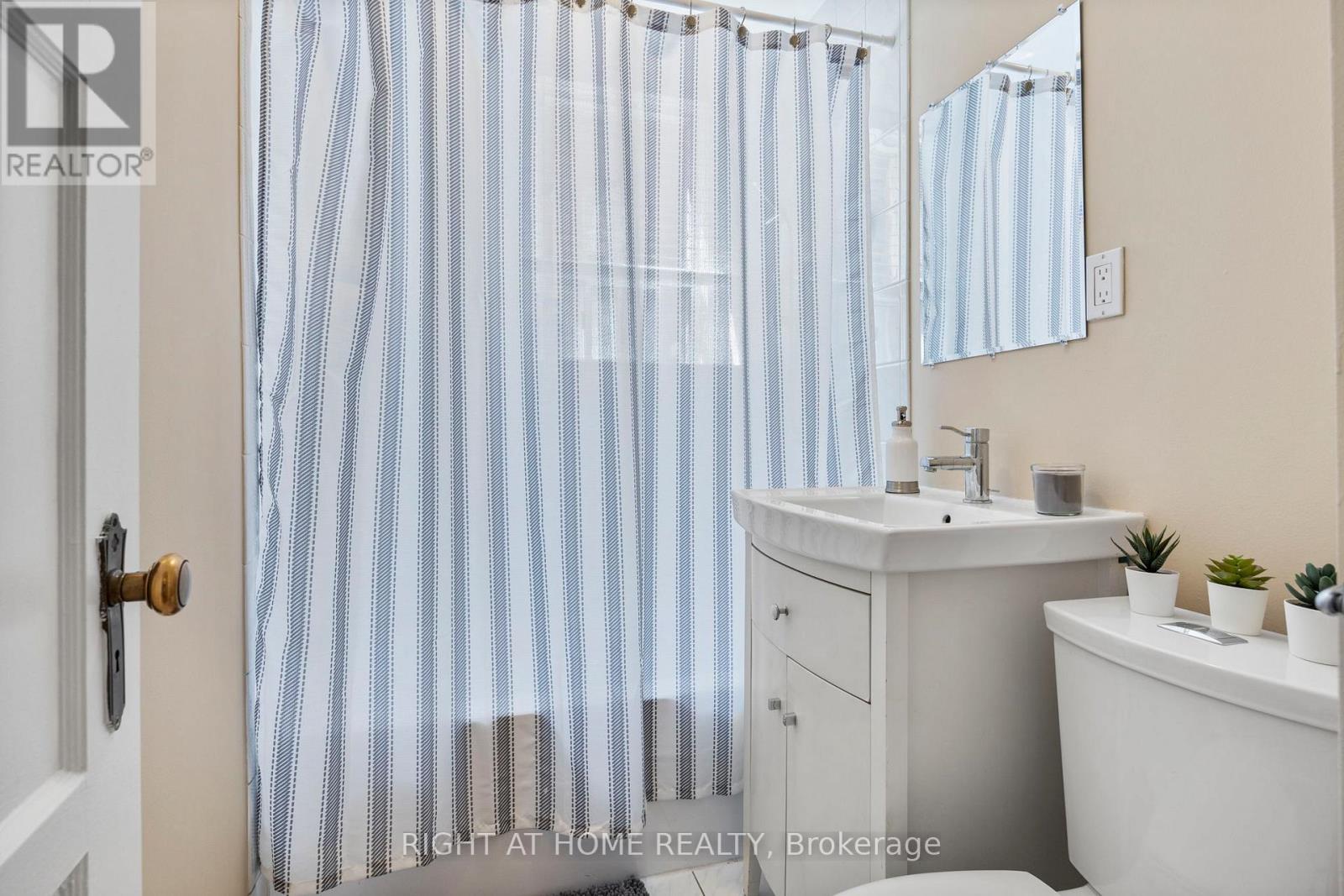 108 - 100 Oriole Parkway, Toronto, Ontario  M5P 2G8 - Photo 21 - C12374496