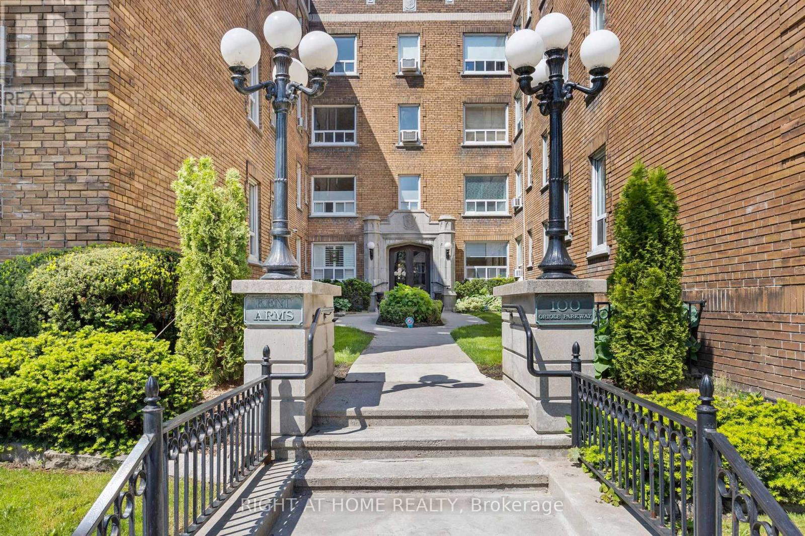 108 - 100 Oriole Parkway, Toronto, Ontario  M5P 2G8 - Photo 23 - C12374496