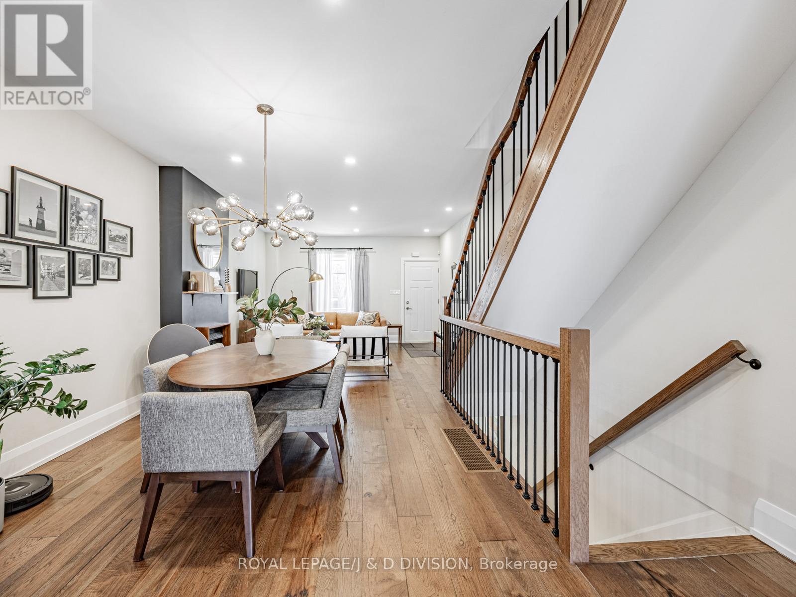 291 Highfield Road, Toronto, Ontario  M4L 2V4 - Photo 13 - E12374433