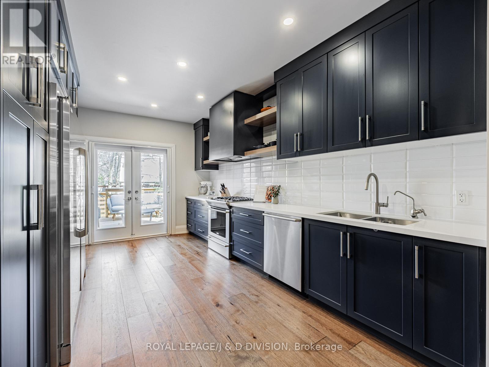 291 Highfield Road, Toronto, Ontario  M4L 2V4 - Photo 15 - E12374433