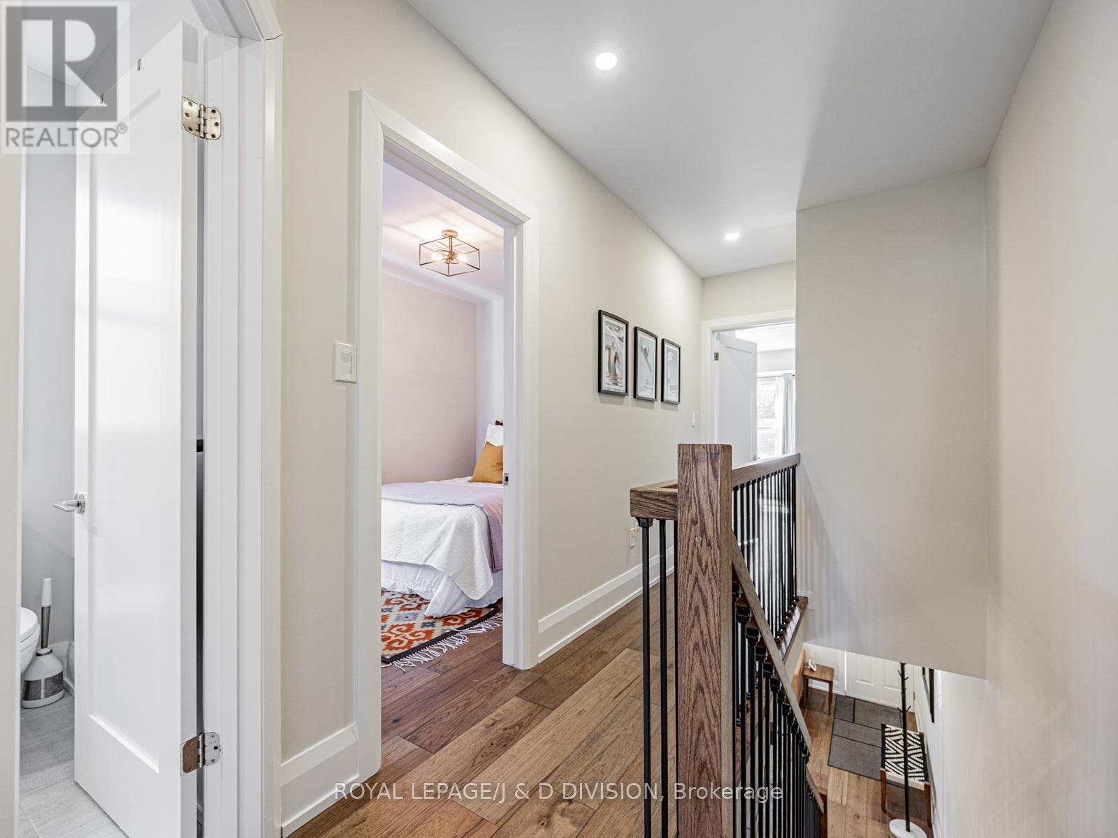 291 Highfield Road, Toronto, Ontario  M4L 2V4 - Photo 18 - E12374433