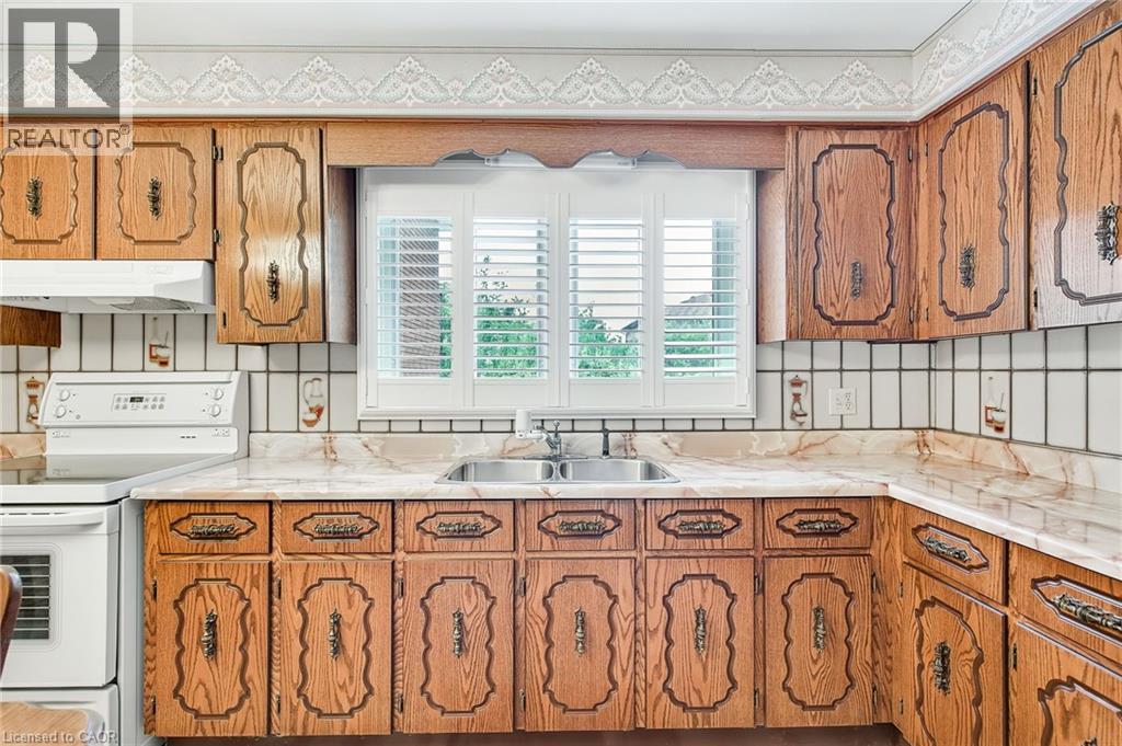 75 President Drive, Stoney Creek, Ontario  L8G 4L7 - Photo 16 - 40747493