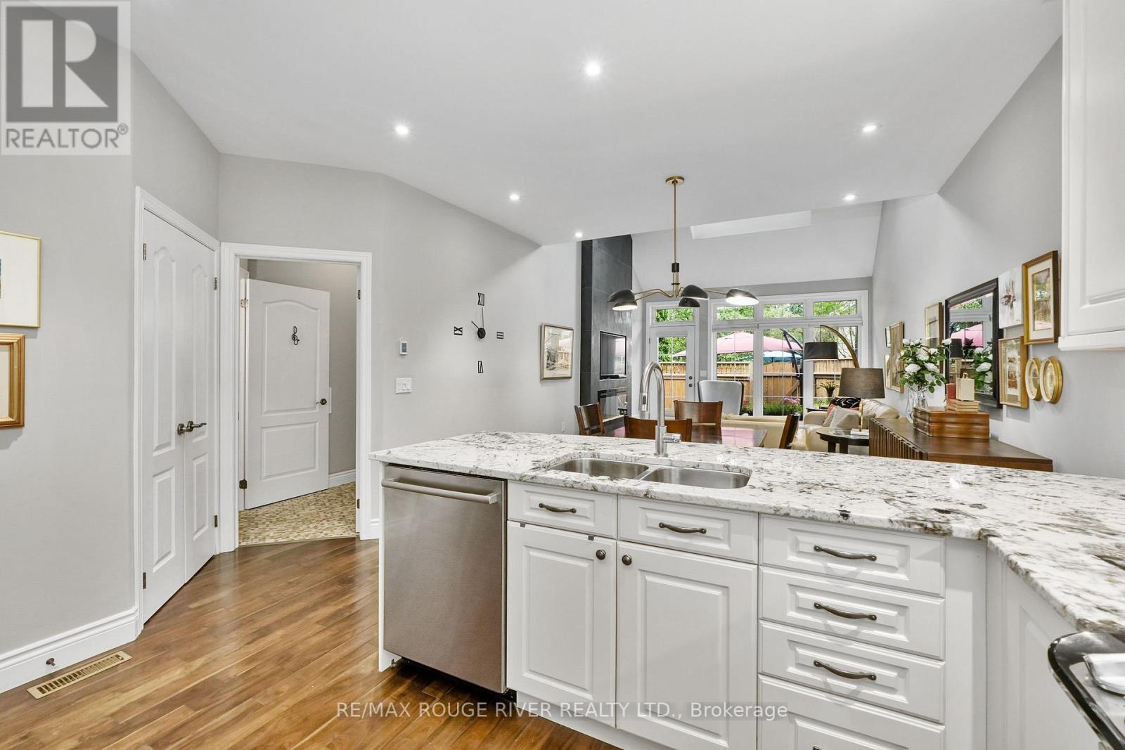 403 - 120 University Avenue E, Cobourg, Ontario  K9A 0A9 - Photo 13 - X12374630