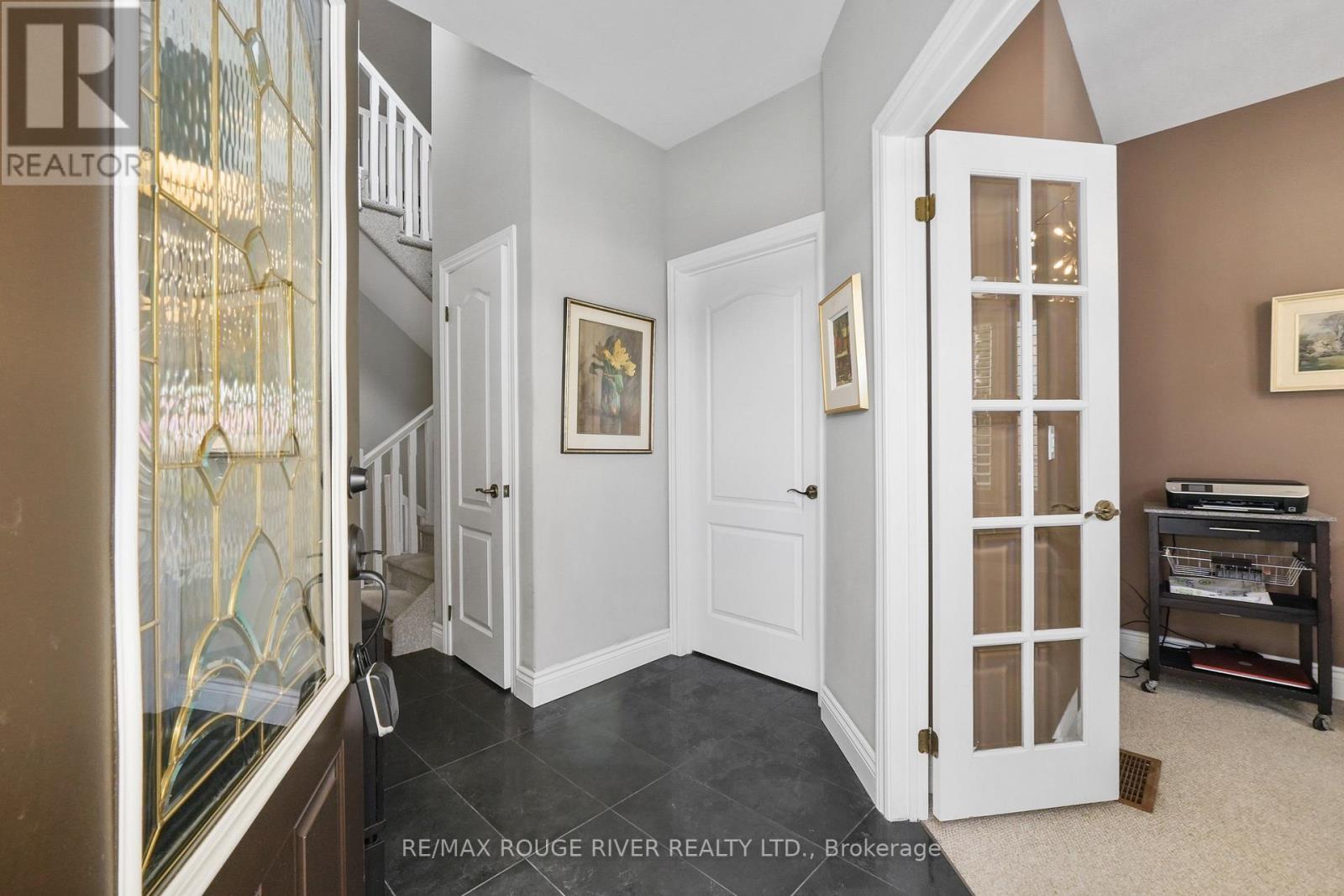 403 - 120 University Avenue E, Cobourg, Ontario  K9A 0A9 - Photo 4 - X12374630