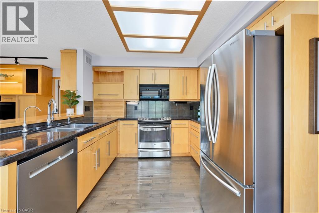 Property at 33 WALNUT Drive image 5