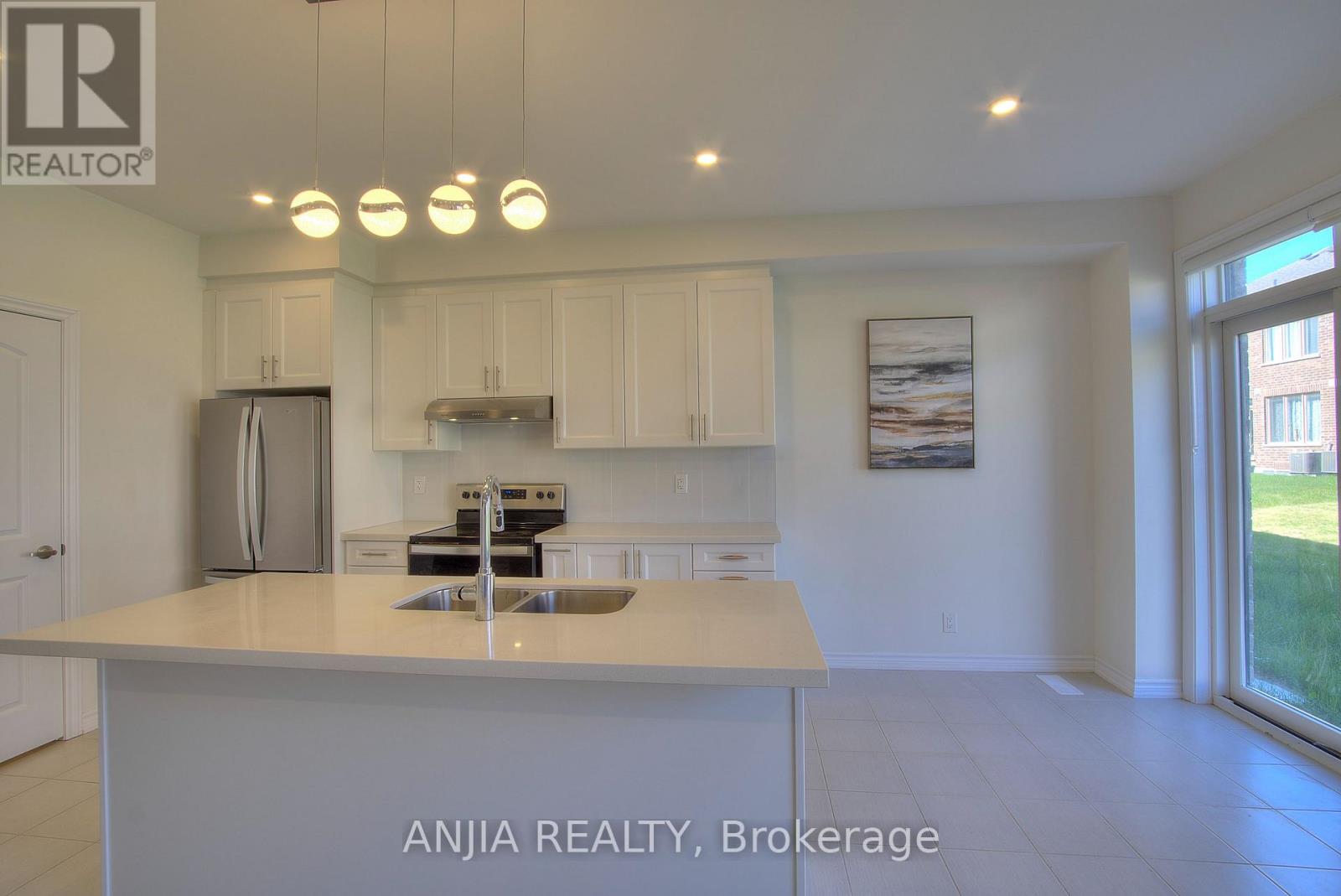 69 Freeman Williams Street, Markham, Ontario  L6C 3K4 - Photo 7 - N12374421