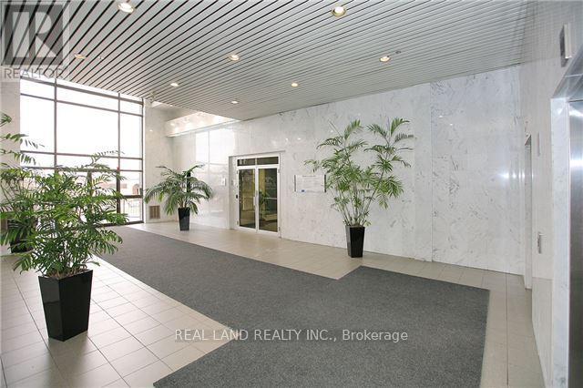 202 - 9030 Leslie Street, Richmond Hill, Ontario  L4B 1G2 - Photo 3 - N12374515