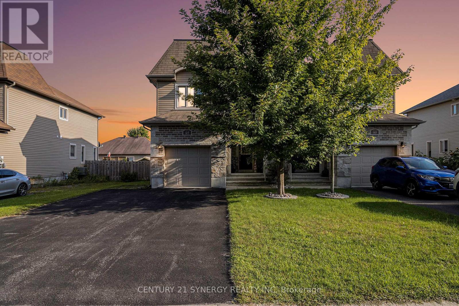 Property at 97 ASSELIN STREET E image 2