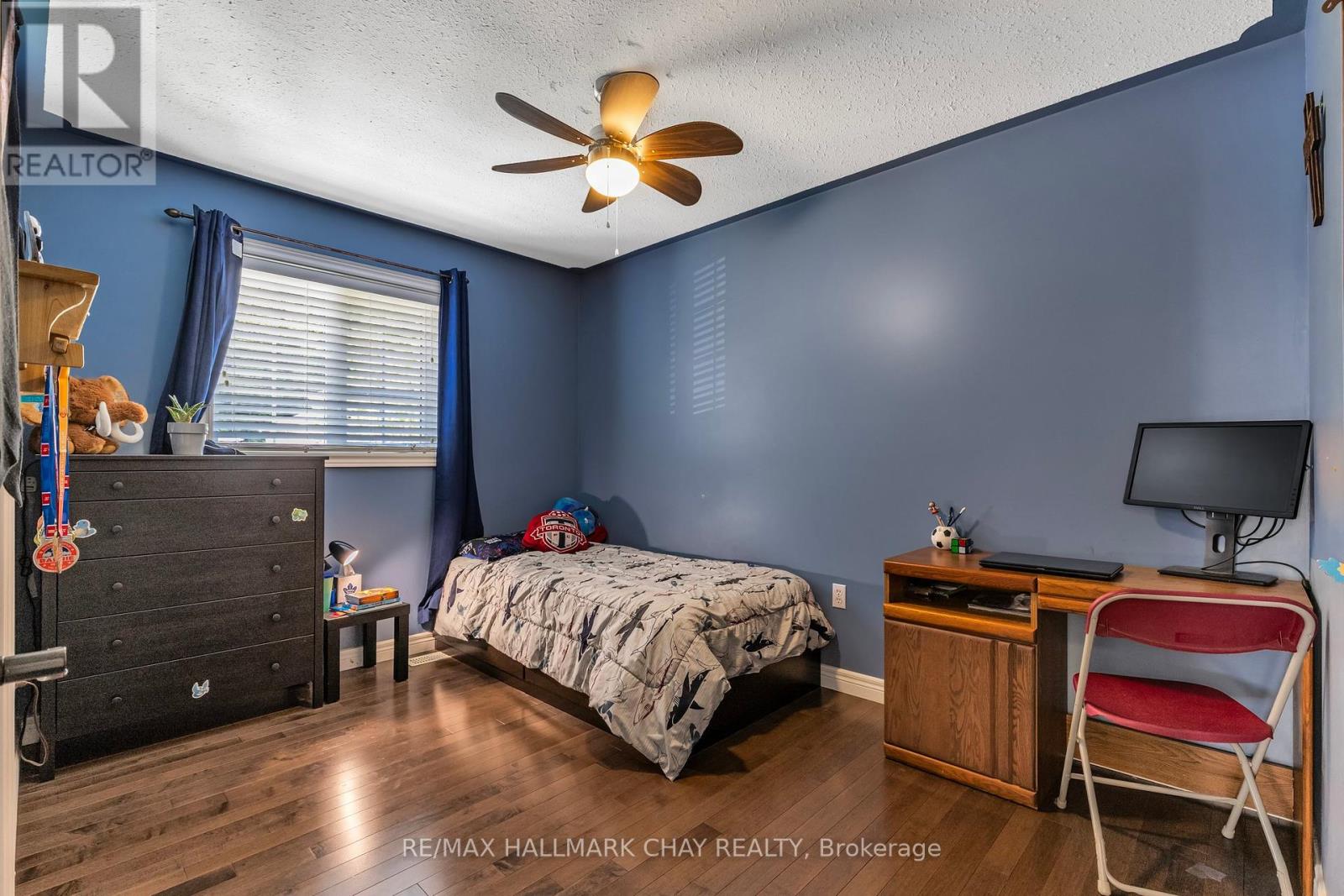 28 Bloom Crescent, Barrie, Ontario  L4N 0S8 - Photo 18 - S12374383