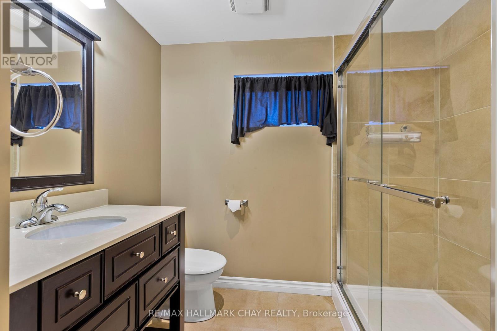 28 Bloom Crescent, Barrie, Ontario  L4N 0S8 - Photo 26 - S12374383