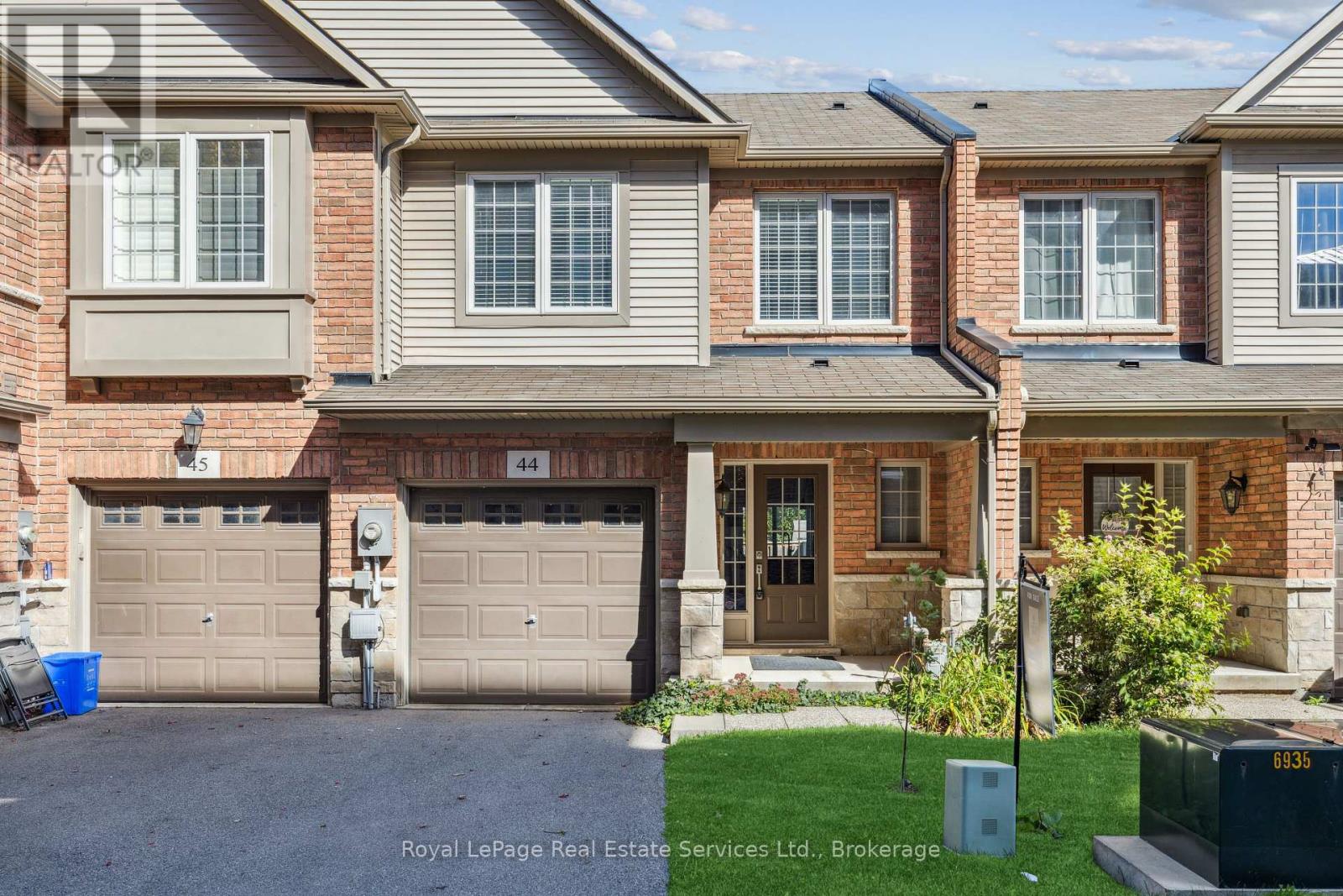 44 - 515 Winston Road, Grimsby, Ontario  L3M 0C8 - Photo 1 - X12374633