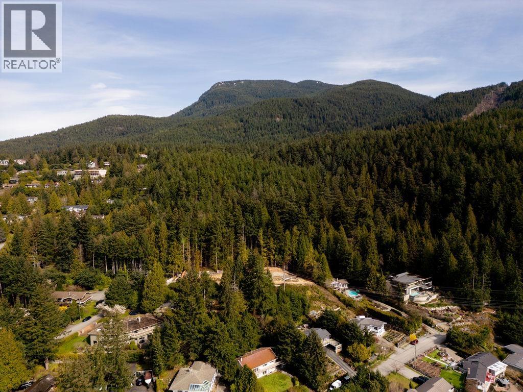 4412 Woodpark Road, West Vancouver, British Columbia  V7S 2W4 - Photo 17 - R3041943