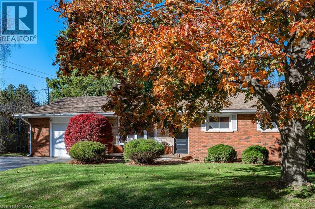 375 Clarendon Drive, Ancaster, Ontario  L9G 2Z1 - Photo 2 - 40765214