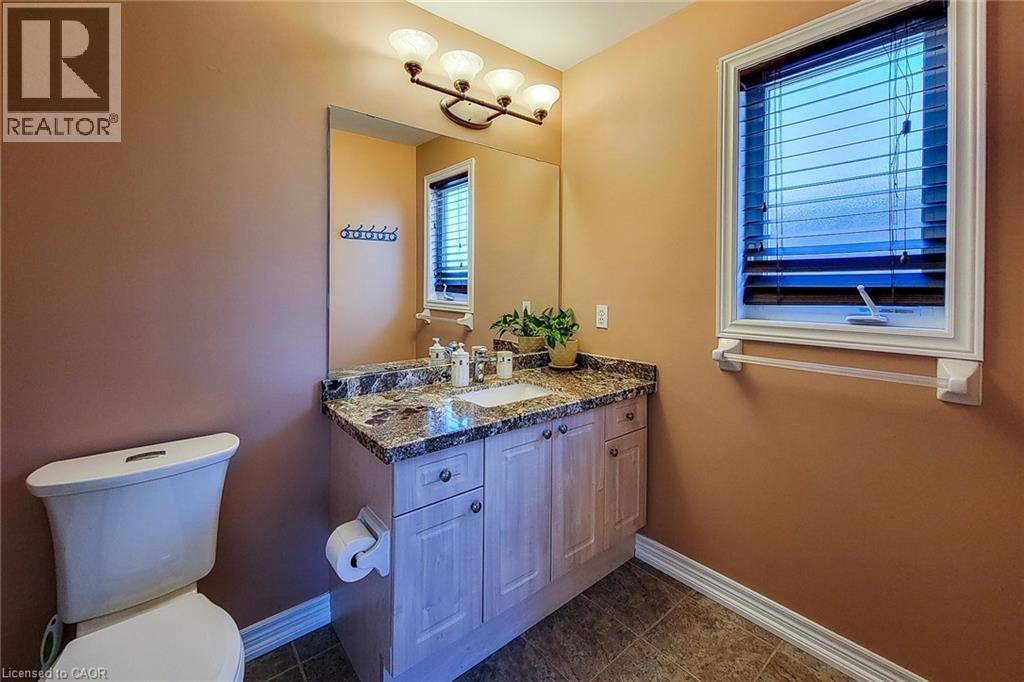 26 Colin Crescent, Hamilton, Ontario  L9A 0A1 - Photo 34 - 40765154