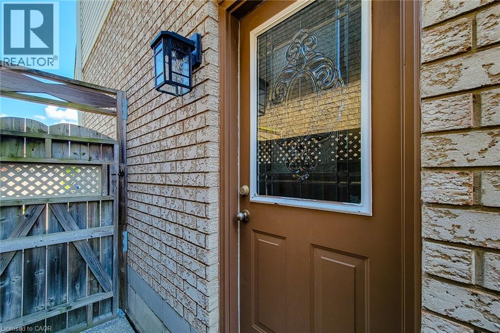 26 Colin Crescent, Hamilton, Ontario  L9A 0A1 - Photo 4 - 40765154