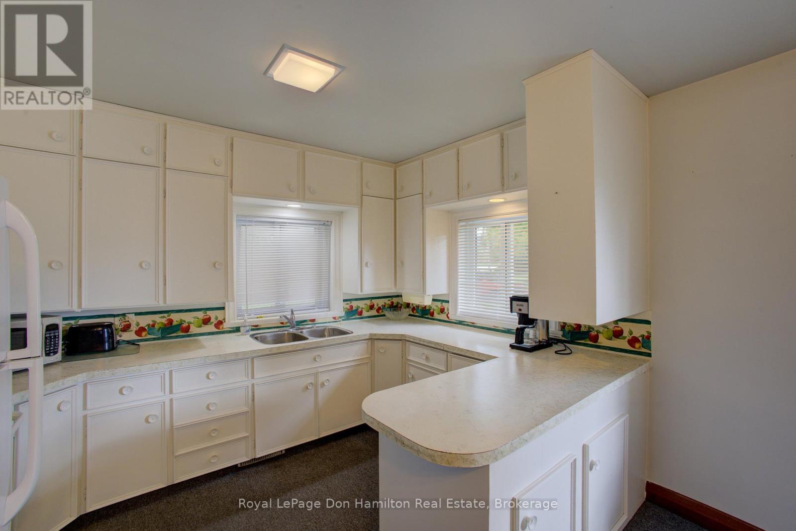 880 Winston Boulevard, North Perth (Listowel), Ontario  N4W 1P4 - Photo 16 - X12374596