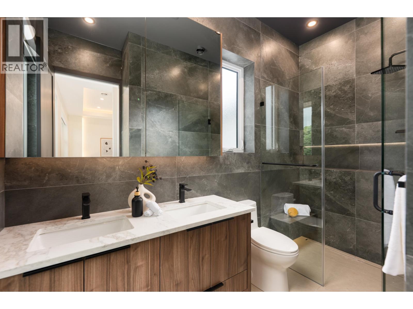 1 3466 Franklin Street, Vancouver, British Columbia  V5K 1Y3 - Photo 19 - R3041934