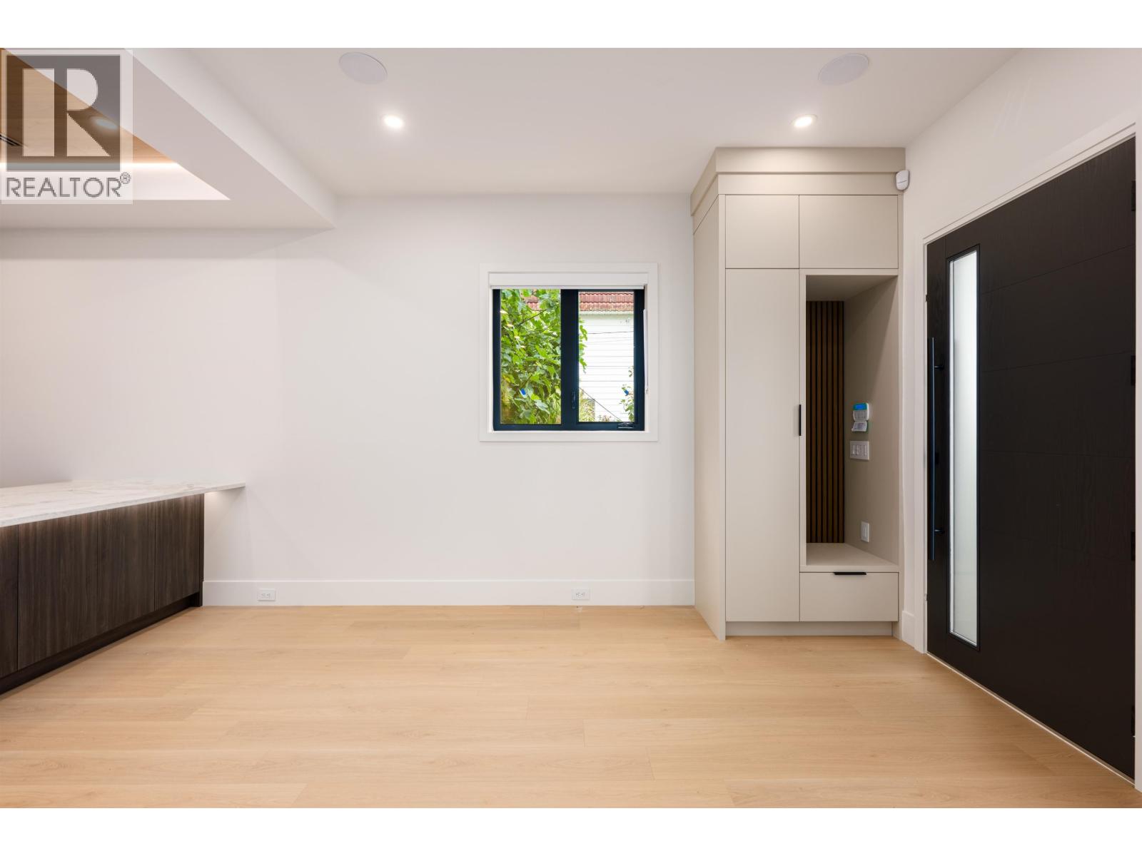 2 3466 Franklin Street, Vancouver, British Columbia  V5K 1Y3 - Photo 11 - R3041937