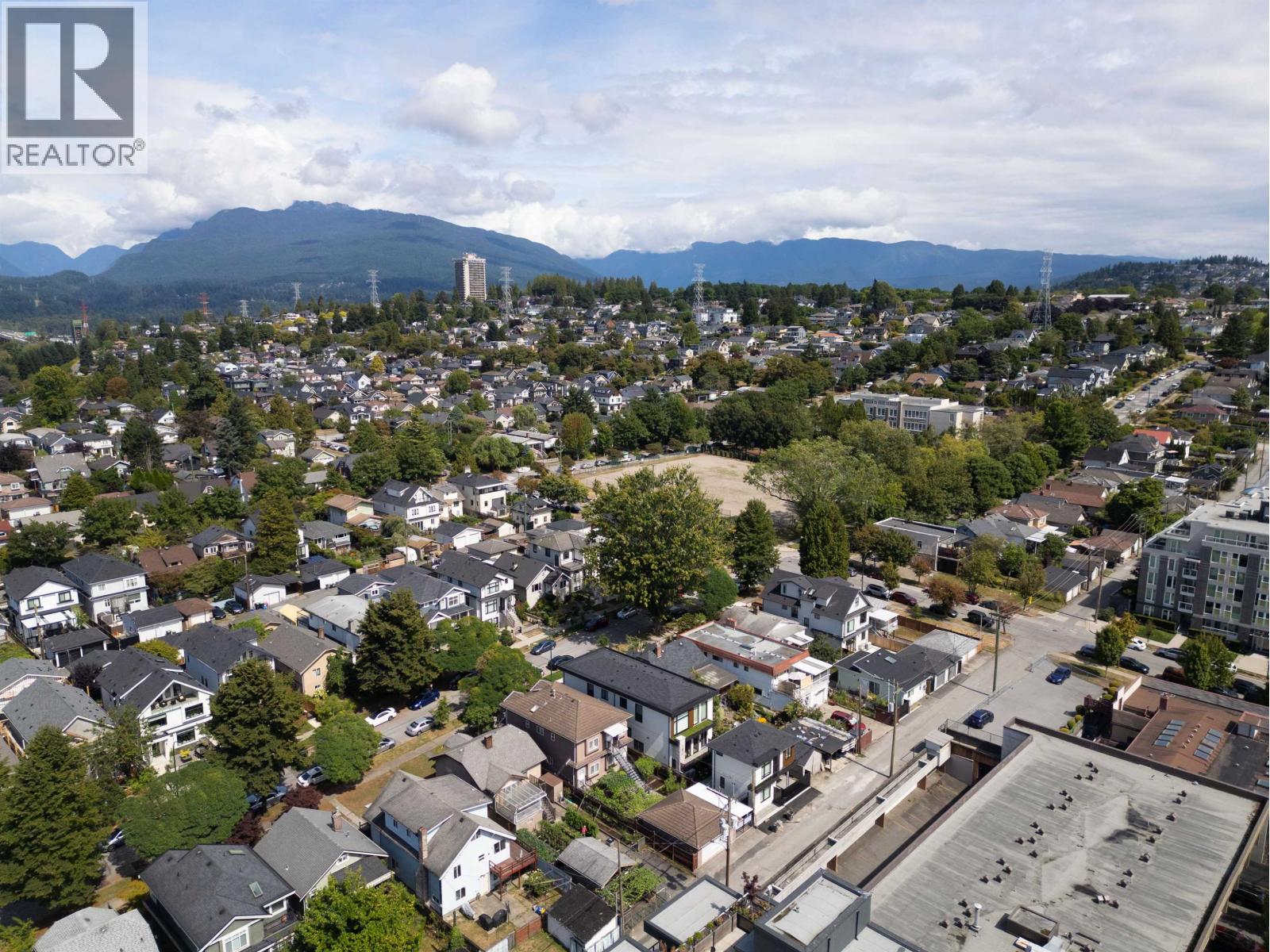 2 3466 Franklin Street, Vancouver, British Columbia  V5K 1Y3 - Photo 33 - R3041937
