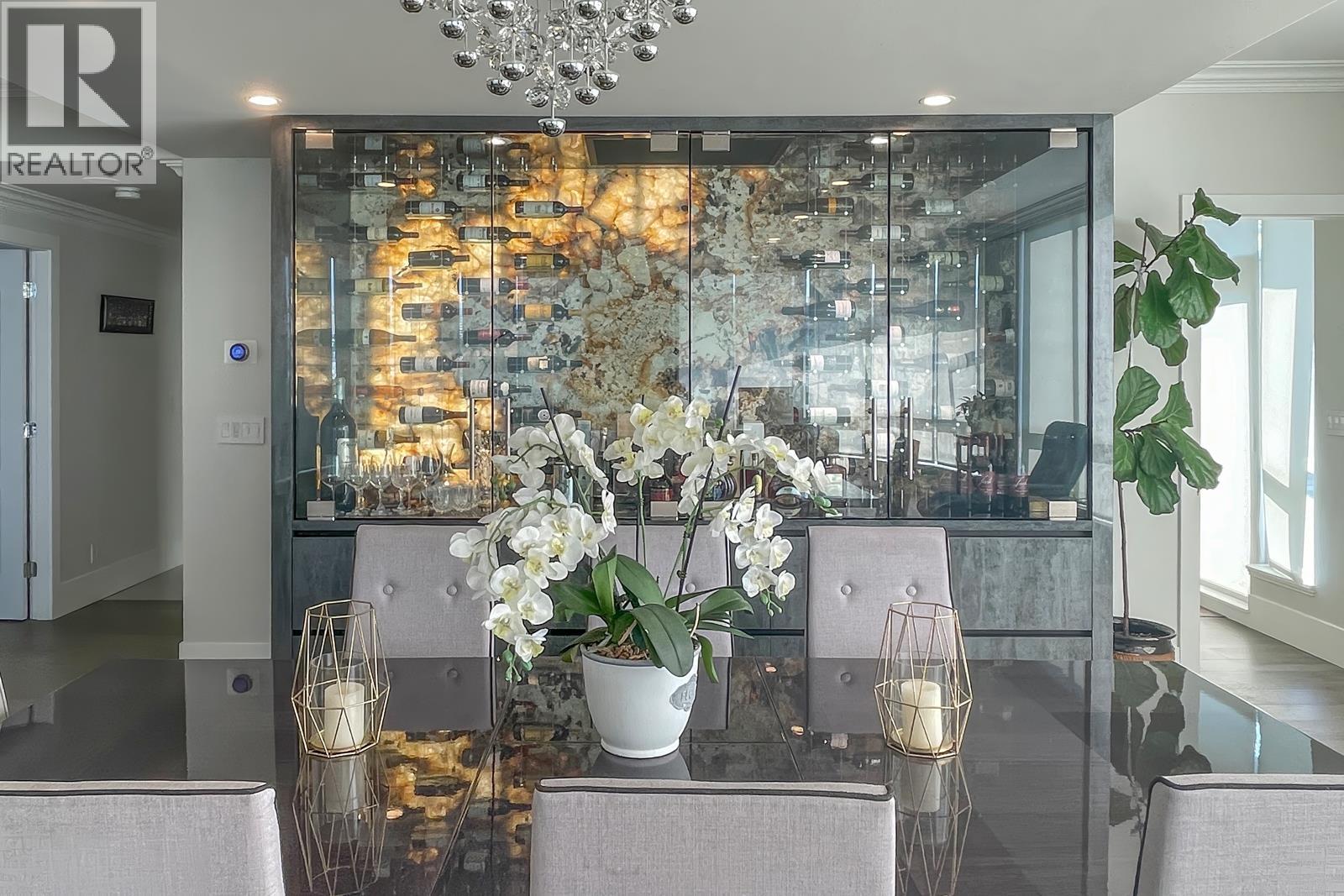 110 1328 Marinaside Crescent, Vancouver, British Columbia  V6Z 3B3 - Photo 17 - R3041947