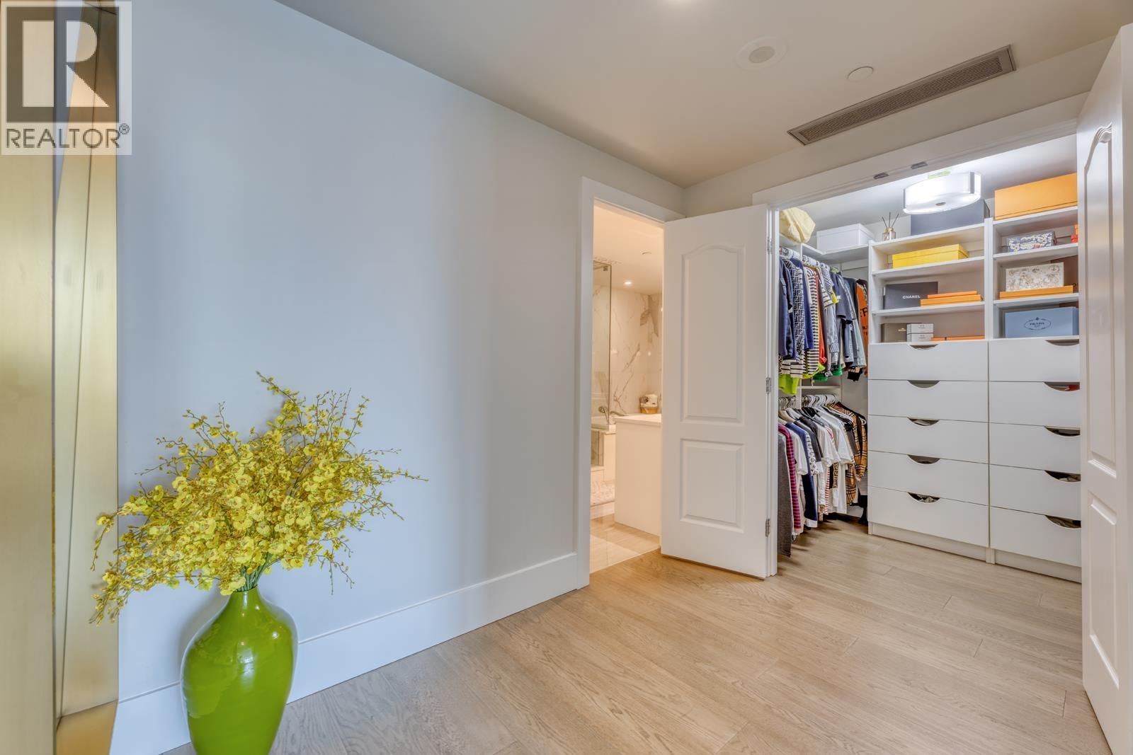 110 1328 Marinaside Crescent, Vancouver, British Columbia  V6Z 3B3 - Photo 21 - R3041947