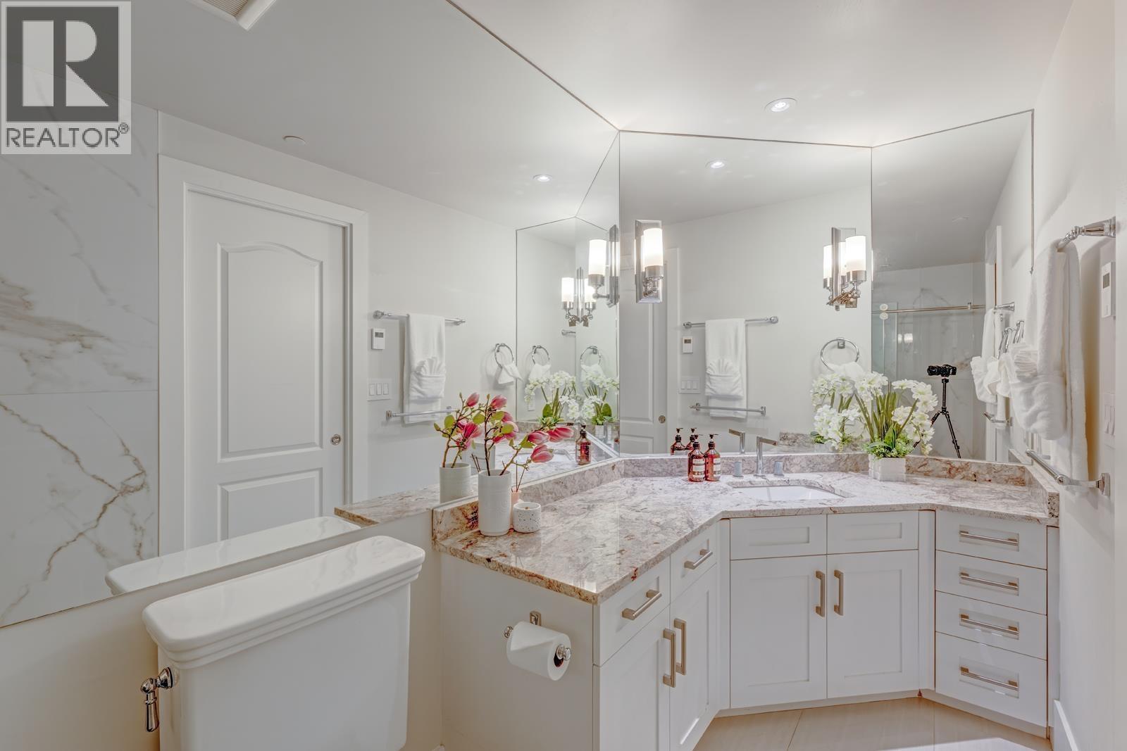 110 1328 Marinaside Crescent, Vancouver, British Columbia  V6Z 3B3 - Photo 26 - R3041947