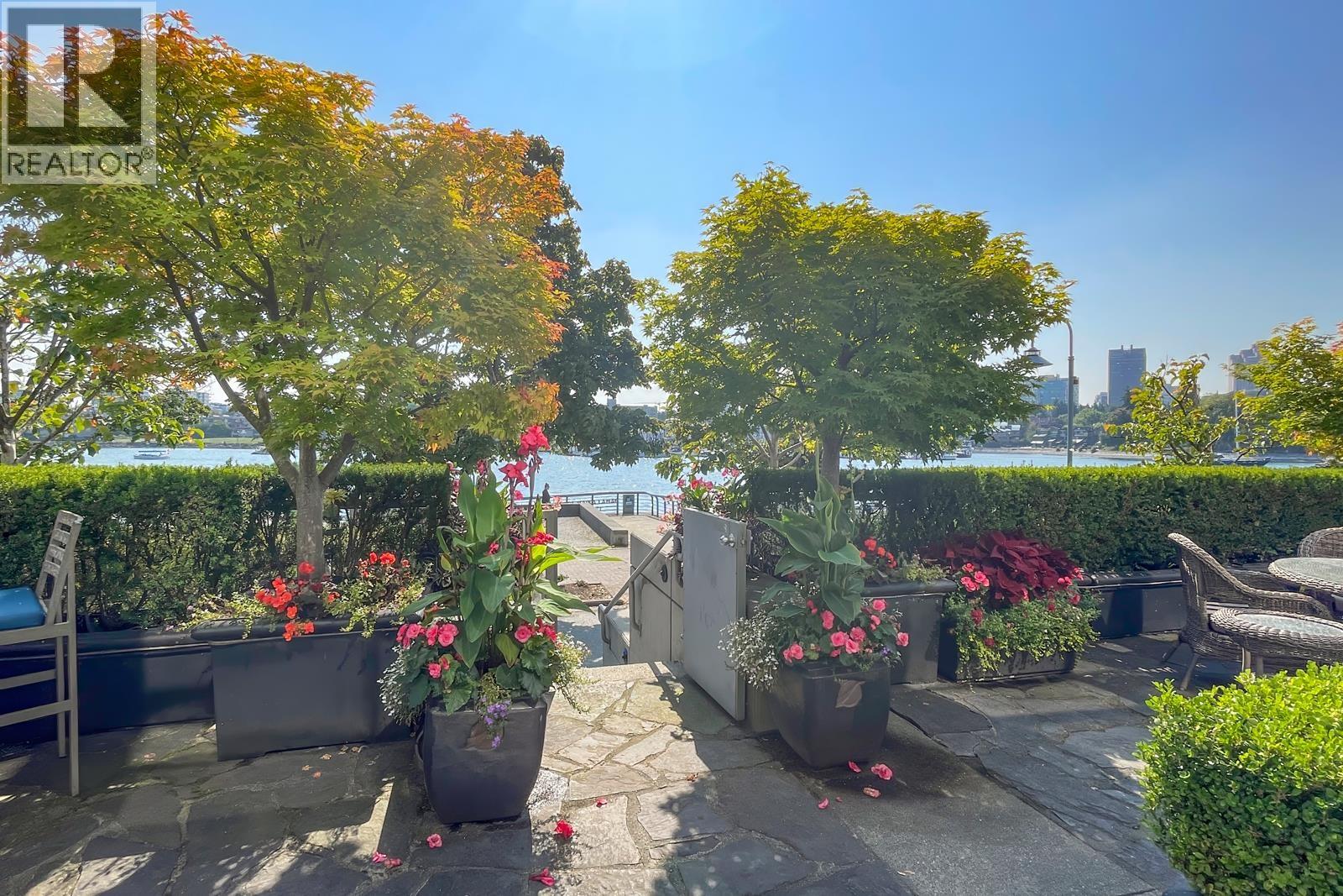 110 1328 Marinaside Crescent, Vancouver, British Columbia  V6Z 3B3 - Photo 36 - R3041947