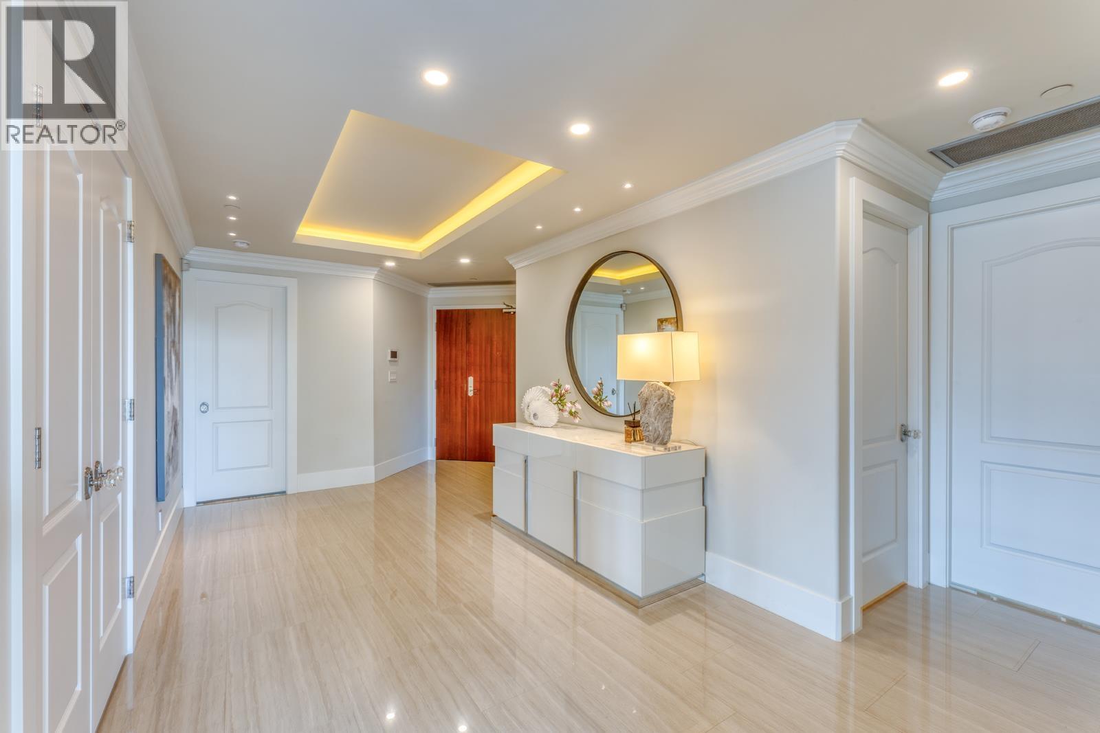 110 1328 Marinaside Crescent, Vancouver, British Columbia  V6Z 3B3 - Photo 6 - R3041947