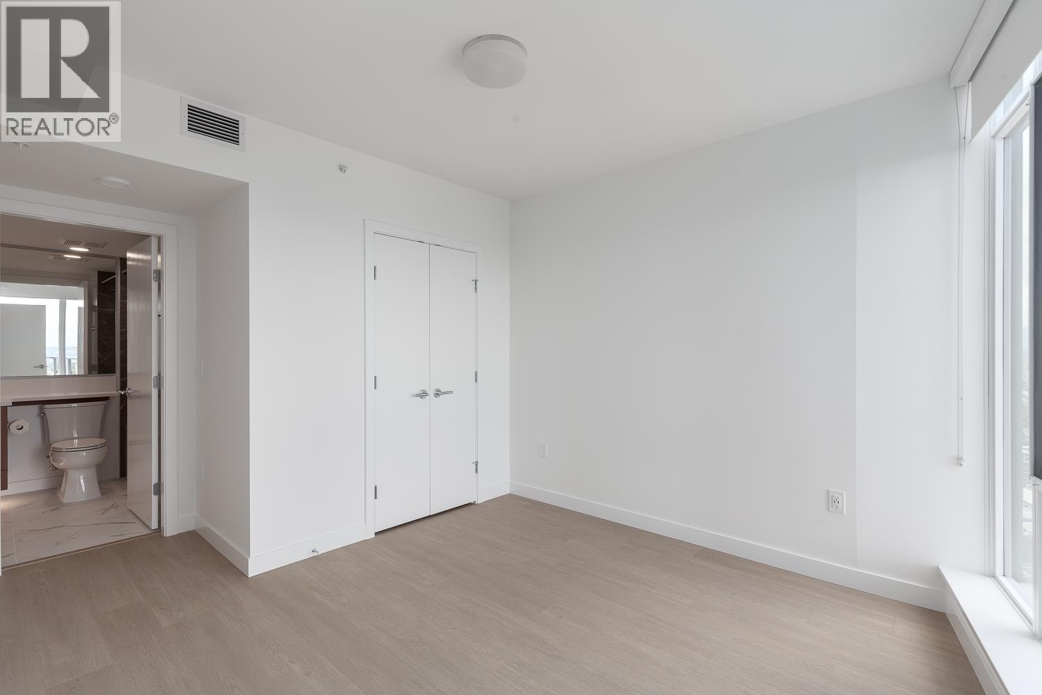 2507 7769 Park Crescent, Burnaby, British Columbia  V3N 0J7 - Photo 14 - R3041956