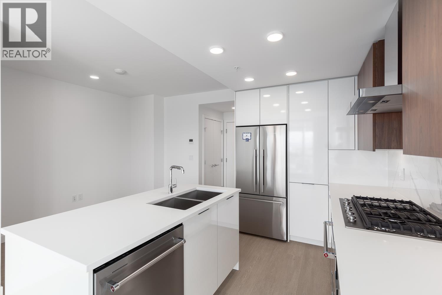 2507 7769 Park Crescent, Burnaby, British Columbia  V3N 0J7 - Photo 4 - R3041956