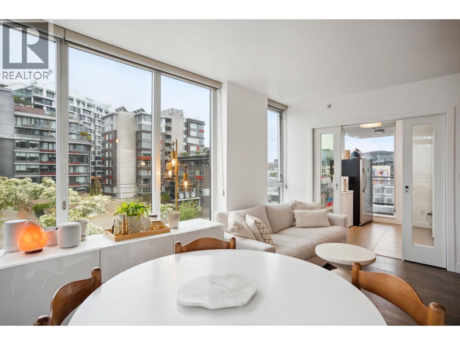 707 288 W 1st Avenue, Vancouver, British Columbia  V5Y 0E9 - Photo 2 - R3042002