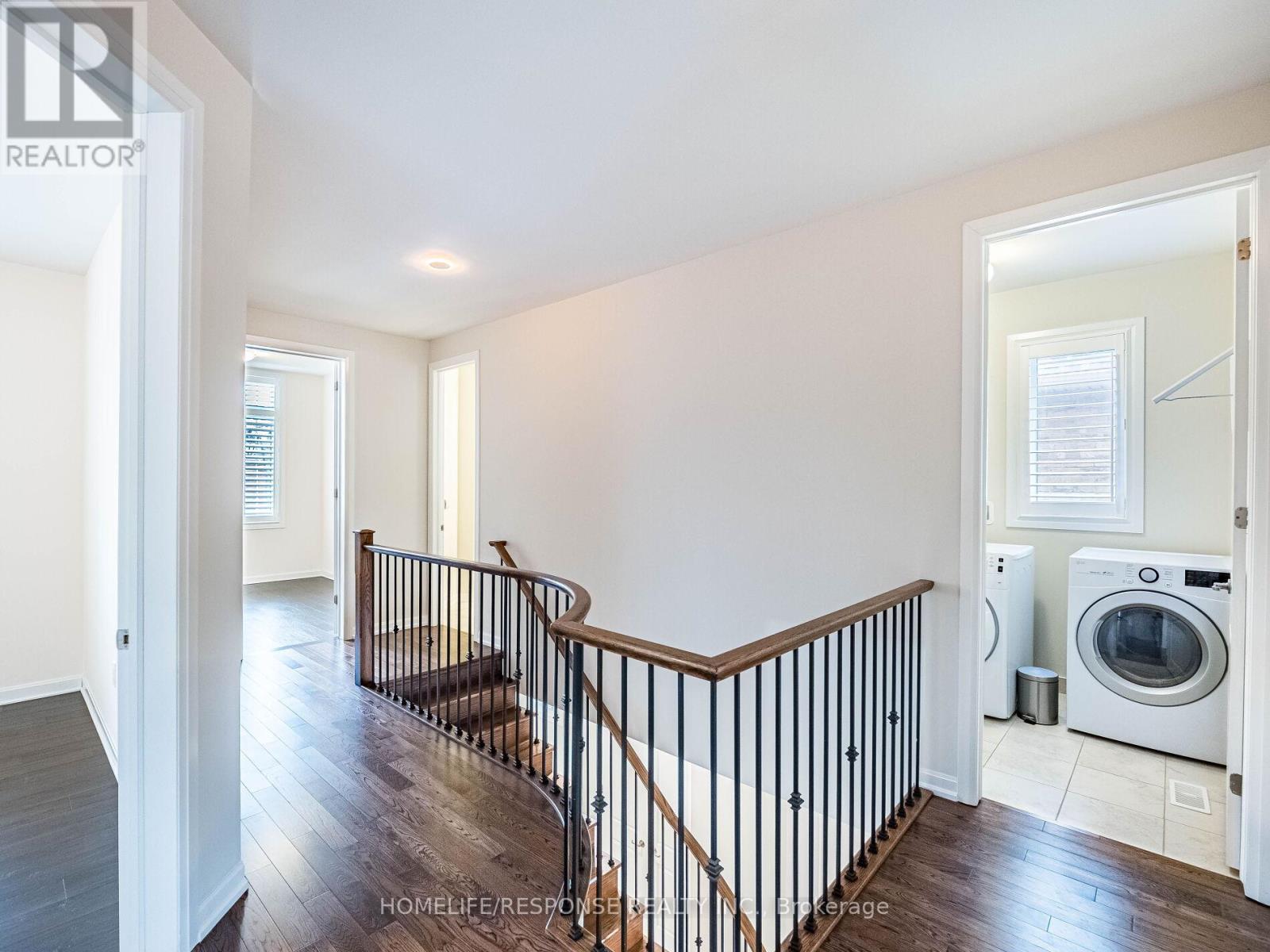 115 Beaveridge Avenue W, Oakville, Ontario  L6H 0M6 - Photo 18 - W12374387