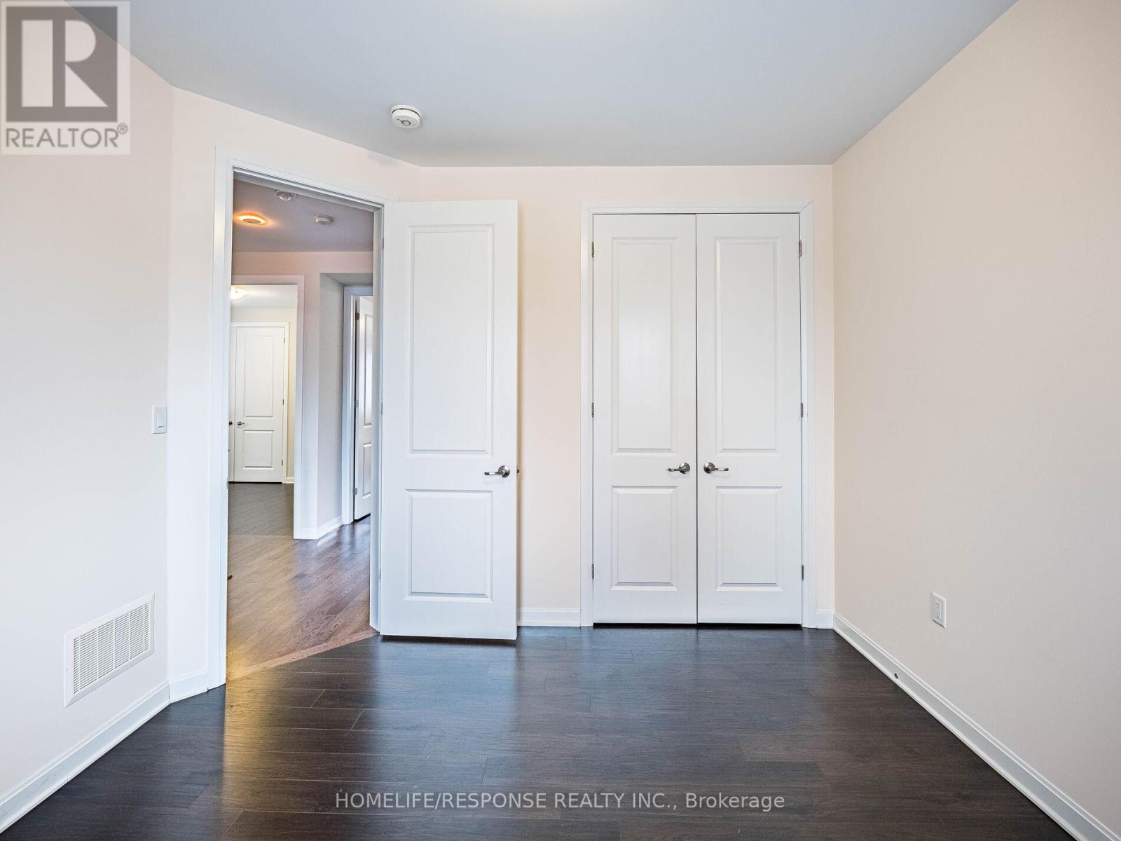 115 Beaveridge Avenue W, Oakville, Ontario  L6H 0M6 - Photo 24 - W12374387