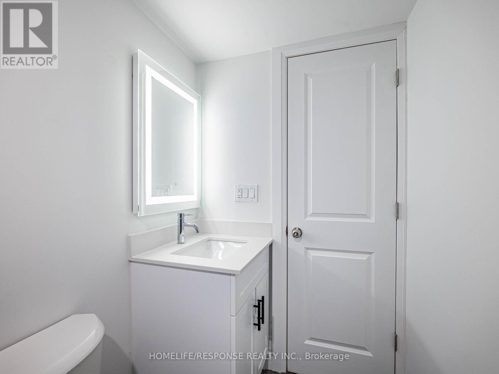 115 Beaveridge Avenue W, Oakville, Ontario  L6H 0M6 - Photo 38 - W12374387