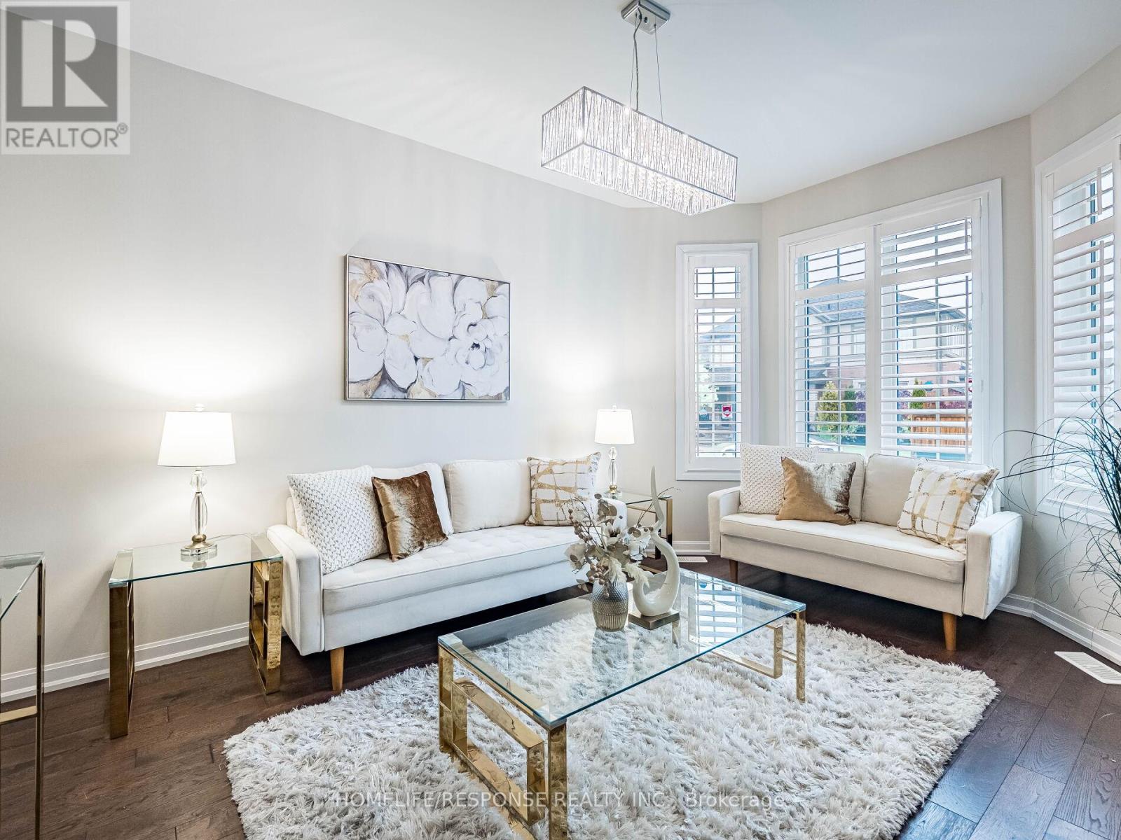 115 Beaveridge Avenue W, Oakville, Ontario  L6H 0M6 - Photo 5 - W12374387