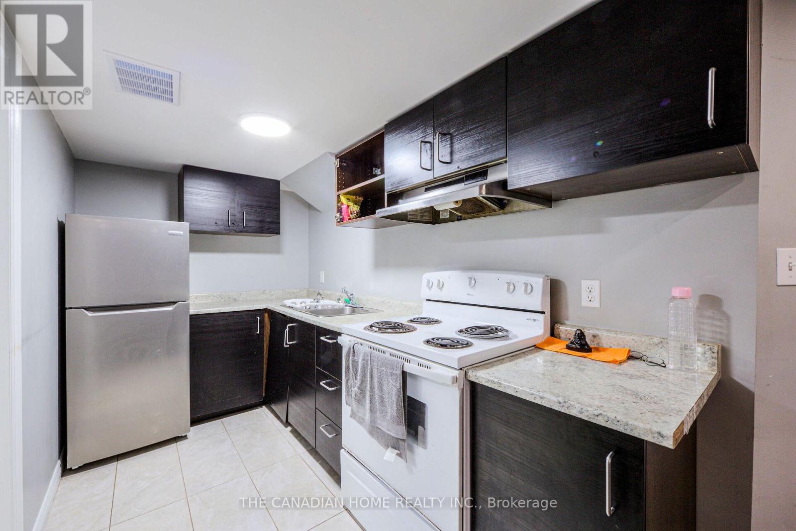 35 Ashby Field Road, Brampton, Ontario  L6X 0R5 - Photo 28 - W12374436