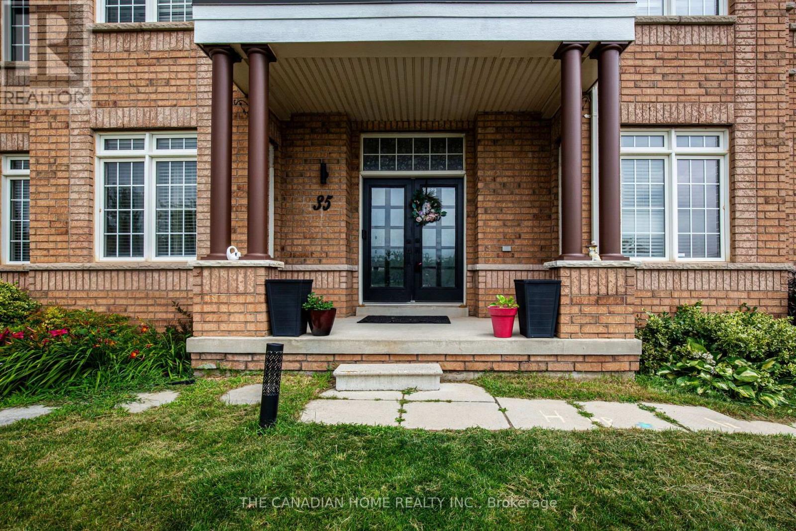 35 Ashby Field Road, Brampton, Ontario  L6X 0R5 - Photo 3 - W12374436
