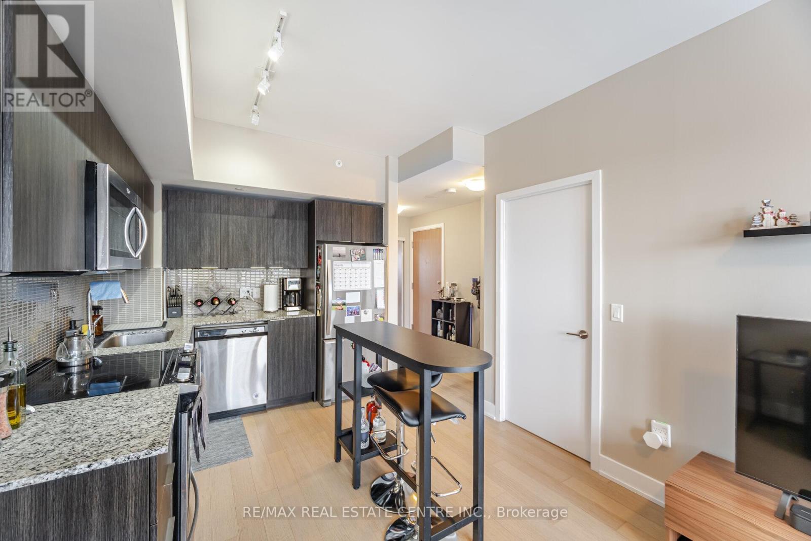 2622 - 30 Shore Breeze Drive, Toronto, Ontario  M8V 0J1 - Photo 13 - W12374472