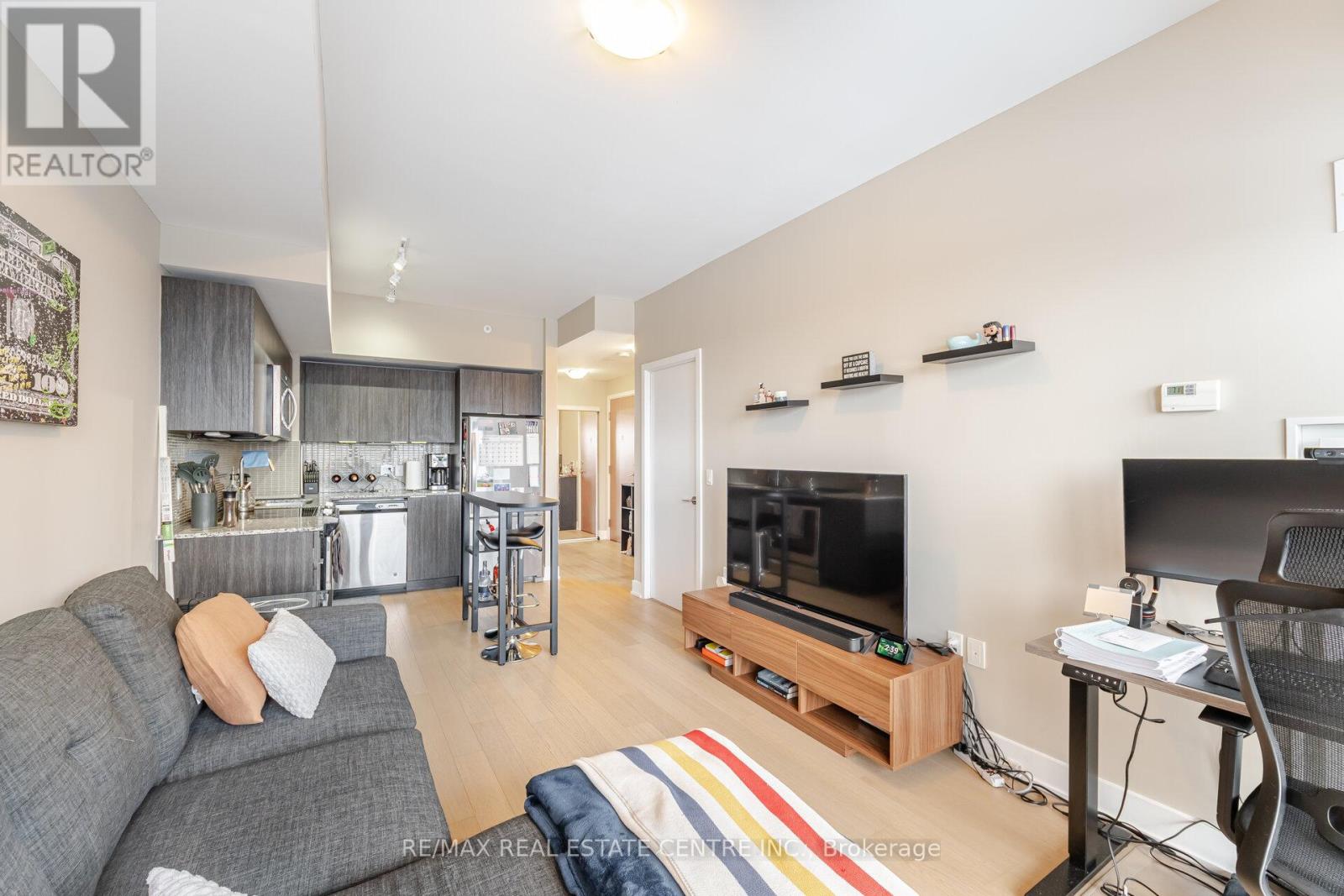 2622 - 30 Shore Breeze Drive, Toronto, Ontario  M8V 0J1 - Photo 19 - W12374472